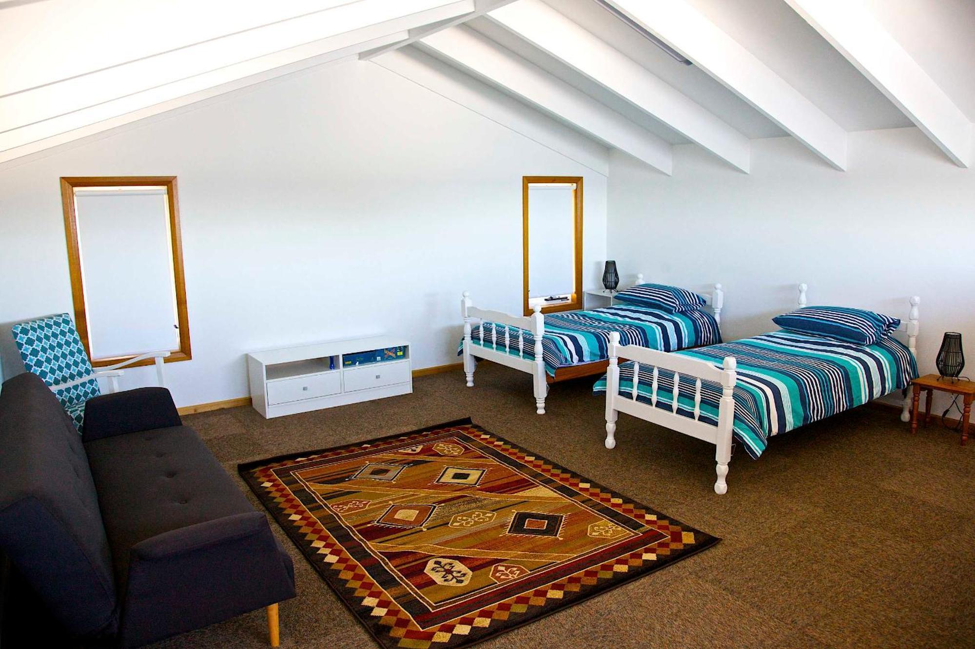 Penguin Beachfront Apartments Quarto foto